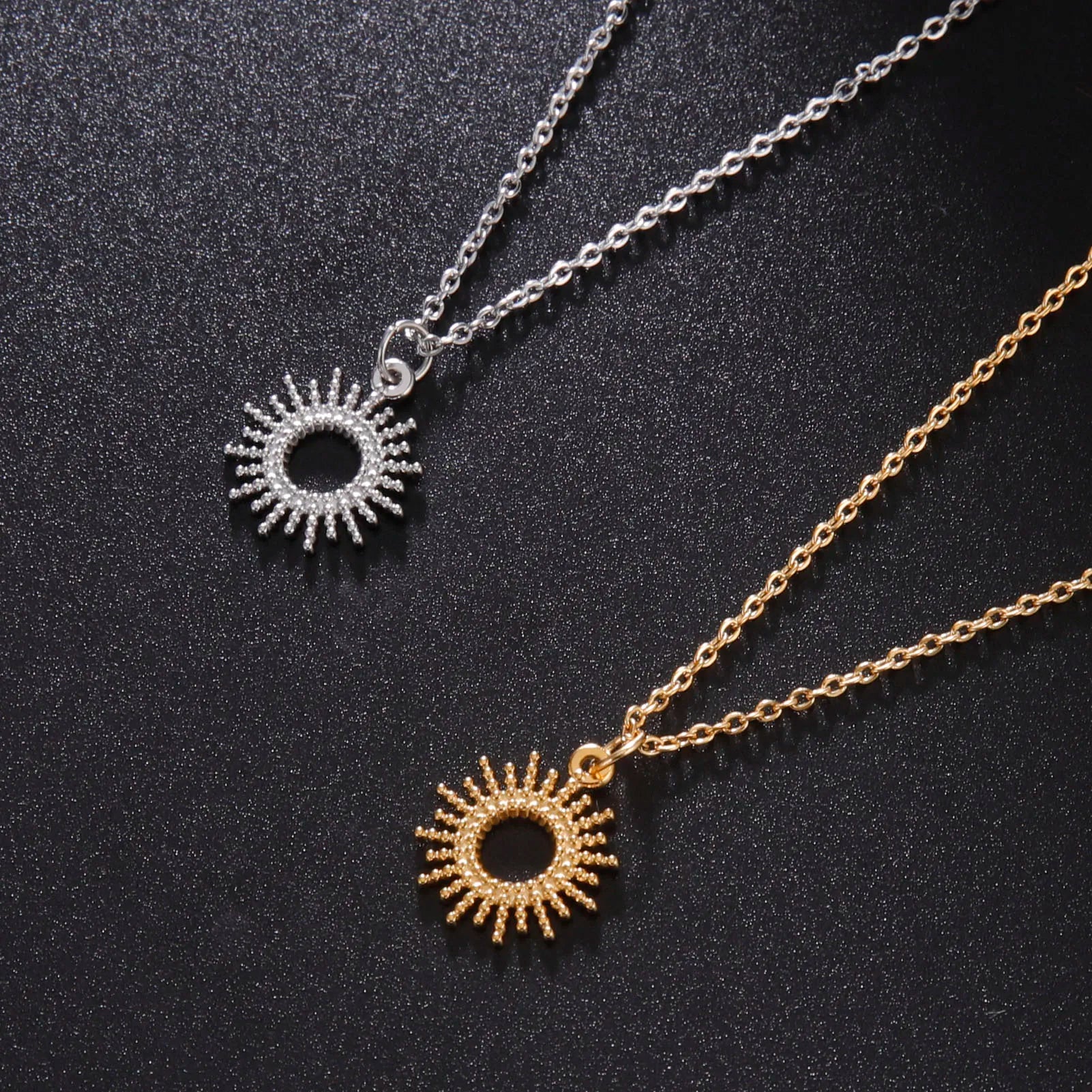 Lucktune Sun Moon Pendant Clavicle Chain Necklace Stainless Steel Bohemian Choker Necklace for Women Fashion New In Jewelry Gift